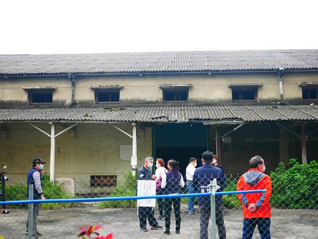 头份市公所25日下午邀集相关单位会勘头份粮仓。（头份市公所提供／谢明俊摄）