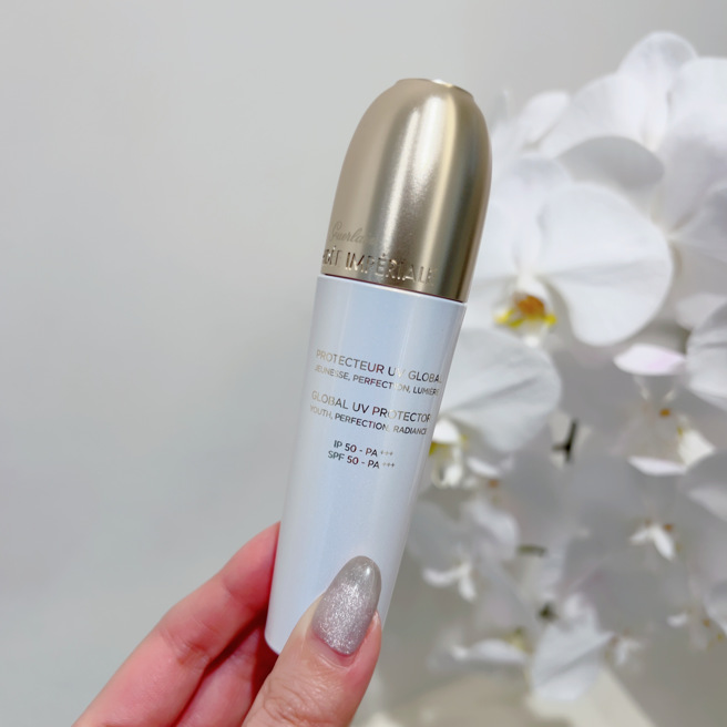 娇兰兰钻氧蕴极光白金隔离乳 SPF50 PA+++。（邱映慈摄）