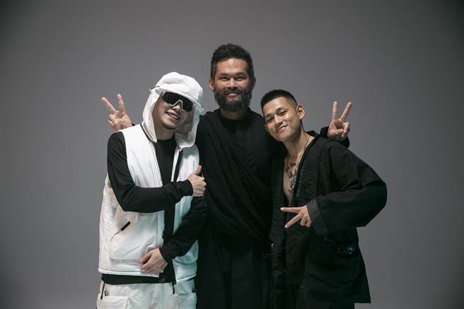 草屯囝仔的新歌邀大支合作。（混血儿娱乐提供）