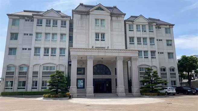 大甲镇澜宫的「镇澜儿童家园」公益网站，去年8月遭骇客入侵窃取捐款人个资，诈团假冒名义诈骗。（本报资料照片）