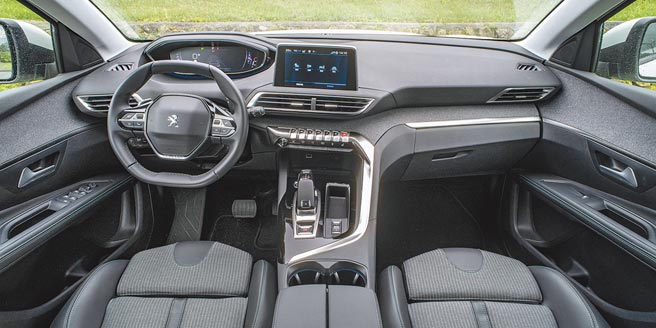 驾驶导向i-Cockpit科技座舱。（陈大任摄）