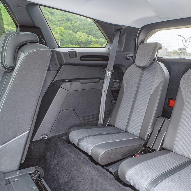 第三排座椅空间合宜。（陈大任摄）