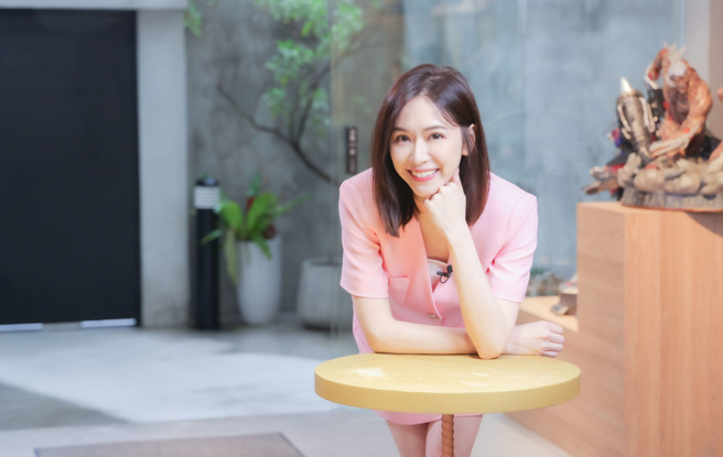 蔡依珊开YouTube频道，希望让大家更认识自己。（蔡依珊提供）