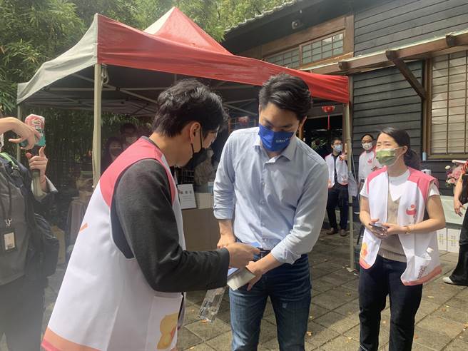 被视为最强候选人的国民党立委蒋万安，近期遭绿、白夹击声势走下坡。（黄婉婷摄）