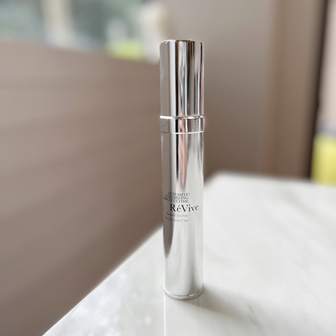 RéVive KGF脂雕抗皱精华。（邱映慈摄）