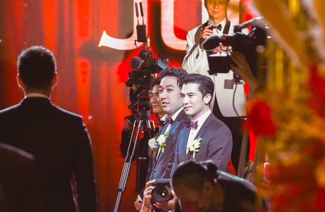 邱澤不怕沖喜出席王鼎霖婚禮。(圖／羅永銘攝)