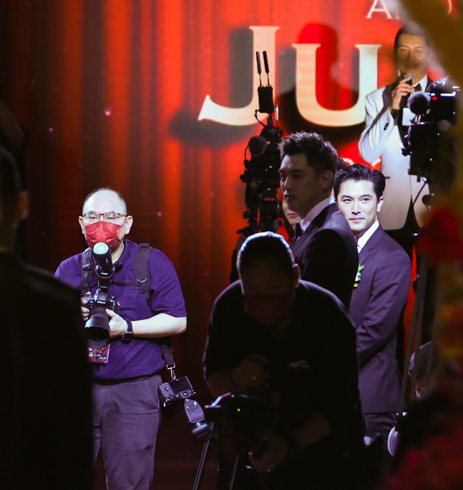 邱澤是最帥伴郎團之一。(圖／羅永銘攝)