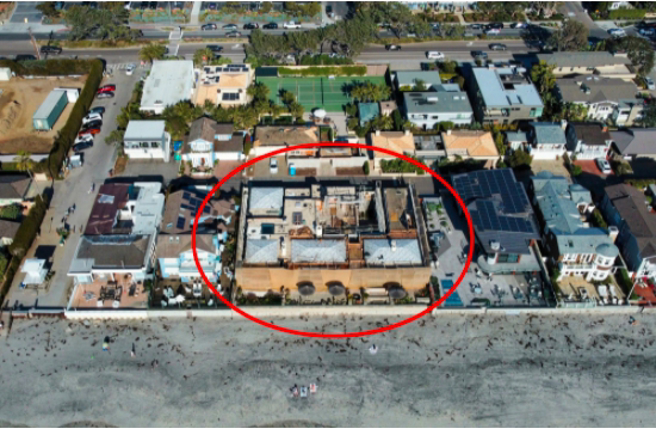 蓋茲的豪宅（紅圈處）坐擁無敵海景（圖／截自紐約郵報）