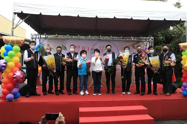 「台中市花卉推广暨柑橘产业行销活动 」今登场，市长卢秀燕特别出席化身代言人。（陈淑娥摄）
