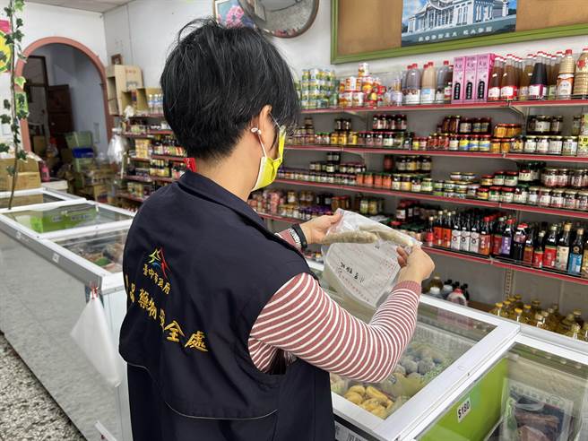 中市抽验清明节应景食材，查出2件花生粉黄麴毒素超标。（台中市卫生局食安处提供／陈淑芬台中传真）