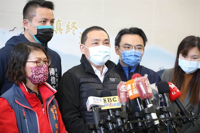新北市长侯友宜表示，我们有一套的标准，都会有第二个预备警力随时可以去做好支援。（叶书宏摄）