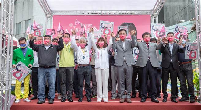 民進黨新北市中和區議員參選人張嘉玲26日成立競選辦公室。（張嘉玲提供）