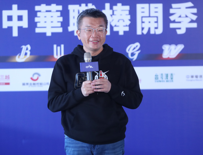 中職會長蔡其昌談第6隊進度。（鄭任南攝）