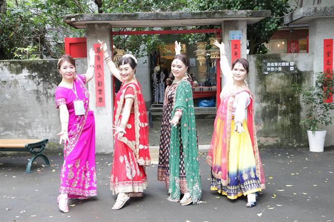 新北市政府和台北印度爱乐中心合办「2022新北市多元文化节系列活动-湿婆浪漫传奇」，今（27日）于空军三重一村热闹登场。（文化局提供）