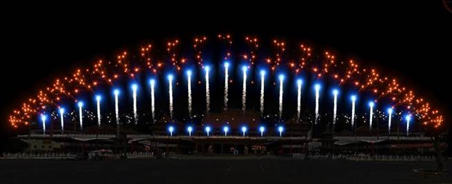 正统鹿耳门圣母庙高空烟火停办1年，今年的烟火内容备受民眾期待。（正统鹿耳门圣母庙提供／程炳璋台南传真）