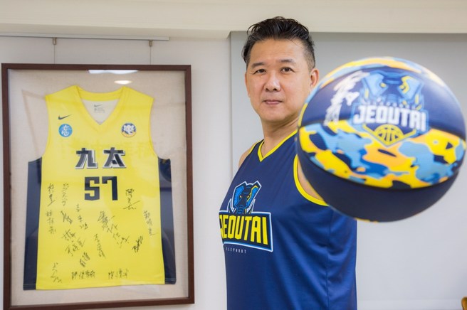 林志彦即将担任本周高雄九太两场赛事的场边DJ。(高雄九太提供)