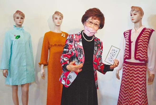 前副總統呂秀蓮的「HER－Story新女性50年」巡迴特展，下一站5月到台南。圖為呂秀蓮在展出的「高雄事件」裝置藝術前發表談話的畫面。（本報資料照片）