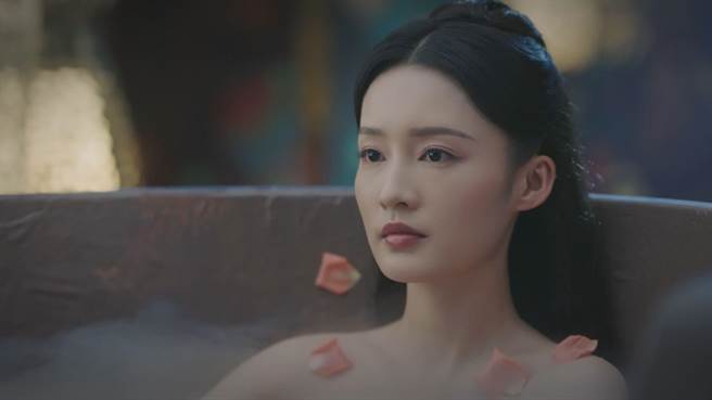 李沁剧中有出浴戏。（中视提供）