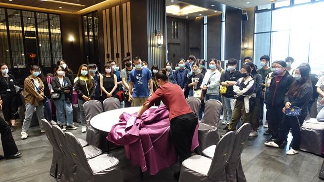 台南市提供青年暑期工读除了公部门，也将结合私人企业提供多元的职场工读机会。（台南市劳工局提供／曹婷婷台南传真）