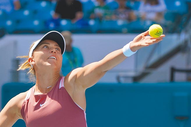芭多莎昨天顺利闯进迈阿密大师赛16强。（美联社）