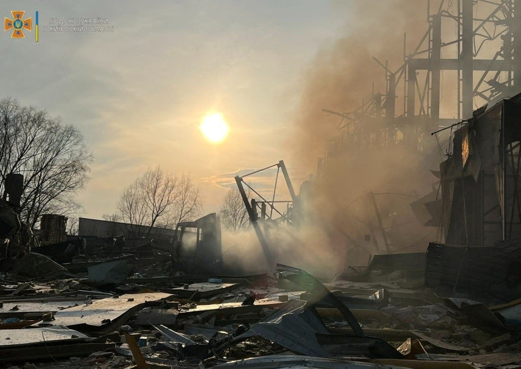 乌克兰内阁部长指控，俄罗斯正制造全球性的粮食危机。图为基辅区域遭炸毁的食品仓库。（图／路透社）(photo:ChinaTimes)