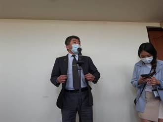 宣布戒菸遭批為選台北市長 陳時中：我寧願不選擇這樣的一條路
