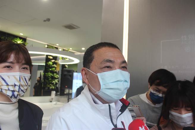 新北市长侯友宜表示，新北市今无被停课学校。（陈慰慈摄）