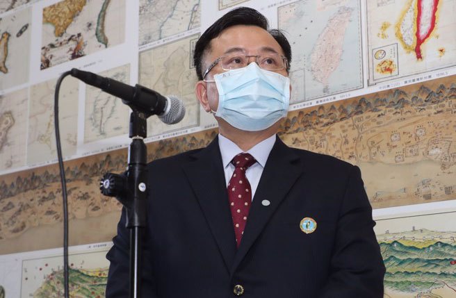 国家通讯传播委员会（NCC）主委陈耀祥（见图）30日赴立法院交通委员会，出席「近年多起新闻台争议风波谈国家通讯传播委员会审照制度如何维护媒体自由与受眾权益」公听会，会前接受媒体访问。（刘宗龙摄）