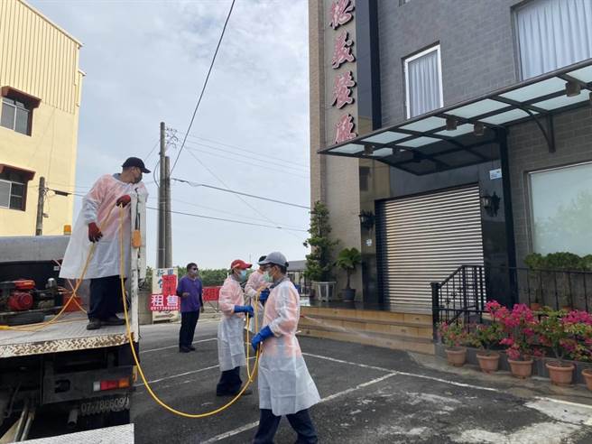 台東確診者屏東足跡，屏縣府急清消。(屏縣府提供)