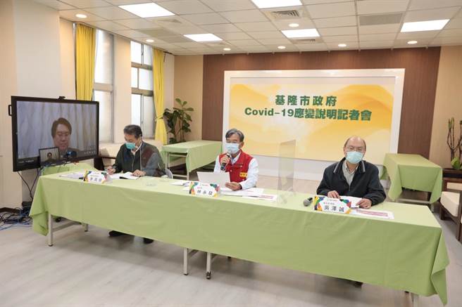 市長林右昌呼籲，市民有疑慮、足跡重疊盡量至篩檢站採檢。（陳彩玲攝）