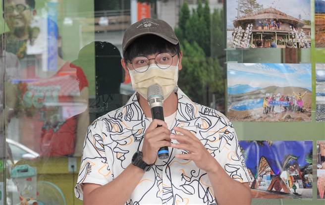 2022第8届爱台东梦想资助计画30日公布得奖名单，今年最终评选出8组，平均年龄21岁。（蔡旻妤摄）