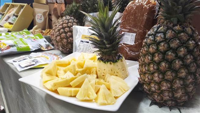 近日接连出我国销至日本的凤梨残留蛾，以致于要遭熏蒸处理，影响品质及销售期程。（报系资料照）