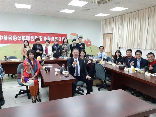 南亚技术学院缔结教保产学合作培育幼教人才。(校方提供／吕筱蝉桃园传真)