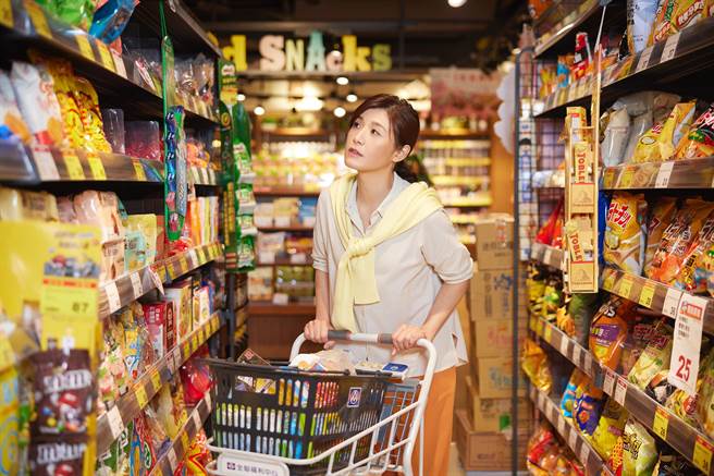 苏慧伦为全联咖啡演唱年度主题曲〈我是我的〉。（相信音乐提供）