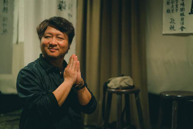 在《頭七》中納豆飾演Selina的小叔，角色上顛覆形象。（皮諾丘電影提供）