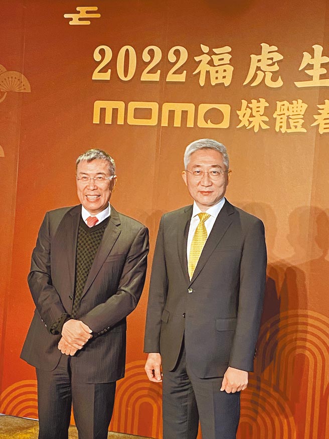 富邦媒董事长林启峰（左）、与总经理谷元宏（右）。图／林淑惠