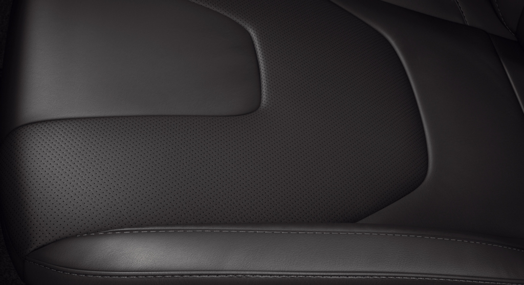 全新22年式New Ford Mondeo Hybrid Wagon升級為全新豪華透氣皮革座椅。  (圖/Ford)