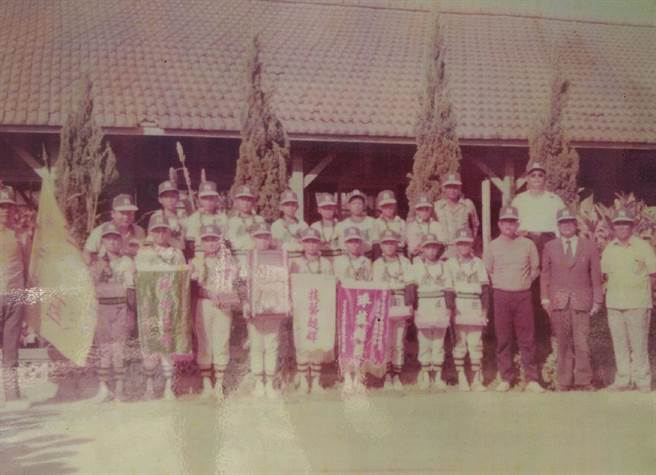 40余年前曾夺全国冠军，云林县北港镇南阳国小棒球队再度进军全国赛。（南阳国小提供／张朝欣云林传真）