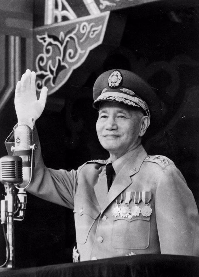 蒋中正（本报资料照片）