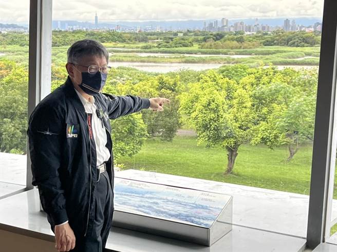 柯文哲31日上午出席活动，回应类普筛看法。（黄可昀摄）