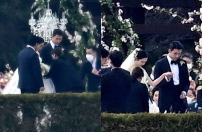 孫藝真爸爸牽著女兒手交給玄彬。(圖／取自韓媒《THE FACT》)