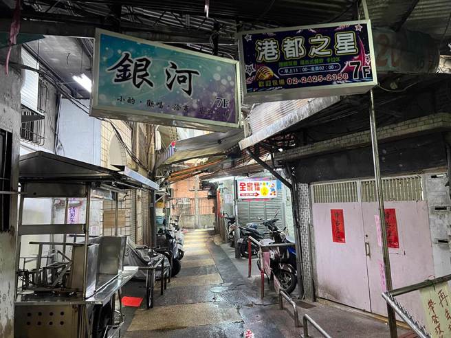 基隆小吃店群聚案，至今已多达91人确诊。(图／陈彩玲摄)
