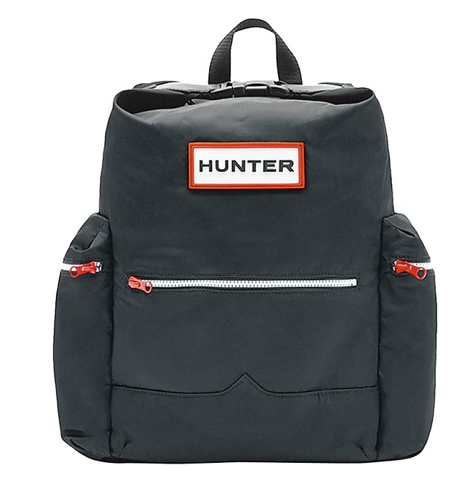 京站即日起至4月5日推出HUNTER的上方开扣尼龙迷你后背包，原价4080元，独家特价2500元。（京站提供）