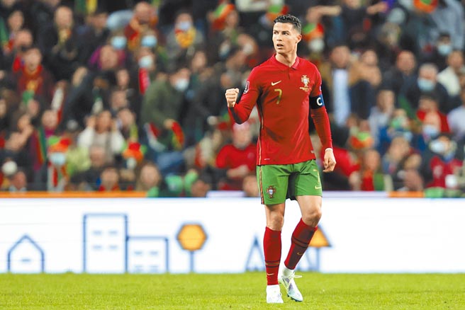 C.罗纳多率领葡萄牙连6届跻身世足赛，也准备迎接自己的第5届世界杯。（美联社）