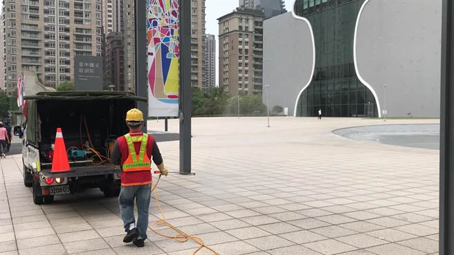 台中市府對台中國家歌劇院5樓VVG餐廳未落實實聯制登記，市府依法開罰1萬5000元。（台中市府提供／盧金足台中傳真）