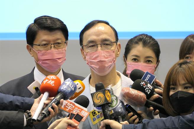 国民党主席朱立伦上午参加「台湾，性别平等了吗？」妇幼民调发表会。（赵婉淳摄）