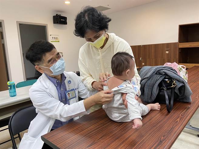 溼疹是皮肤发炎的反应，小孩反覆发作且严重型的溼疹就称为异位性皮肤炎。（卢金足摄）