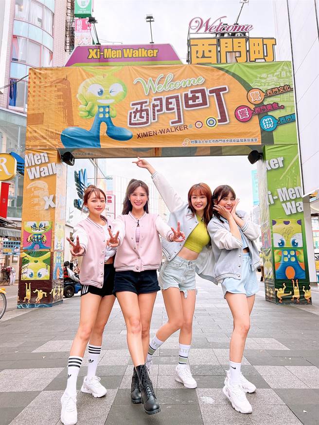 林襄（左起）、沐妍、Yuri、陈伊。（狼谷娱乐提供）