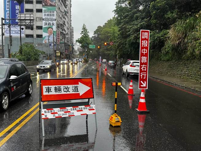 基隆市警察局将在清明连假，续办基金二、三路往基隆方向（东行）调拨车道措施，加强纾解扫墓及旅游车潮。（基隆市警察局提供／陈敬哲基隆传真）