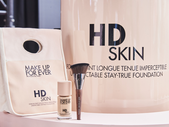 快闪店独卖的「粉无痕精致美人组」。（图／品牌提供）